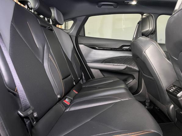 Changan UNI-V I с пробегом 2023 года, цена 2 190 000 рублей, 65998 км, лифтбек, Автокод Объявления