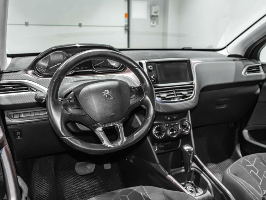 Peugeot 2008 I Екатеринбург  - изображение 12