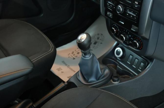 Renault Duster I Рестайлинг с пробегом 2015 года, цена 1 319 000 рублей, 99200 км, внедорожник, Автокод Объявления