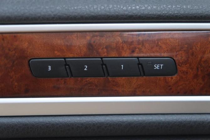 Volkswagen Touareg II с пробегом 2013 года, цена 1 899 000 рублей, 316000 км, внедорожник, Автокод Объявления