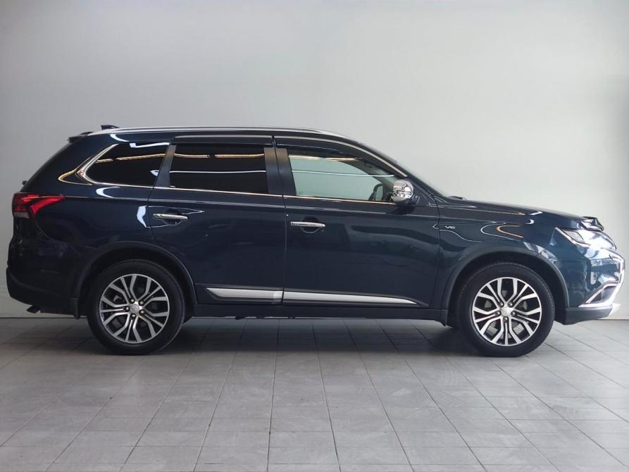 Mitsubishi Outlander III Рестайлинг 3 Барнаул  - изображение 5