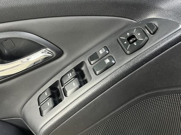 Hyundai ix35 I с пробегом 2010 года, цена 1 195 000 рублей, 131149 км, внедорожник, Автокод Объявления