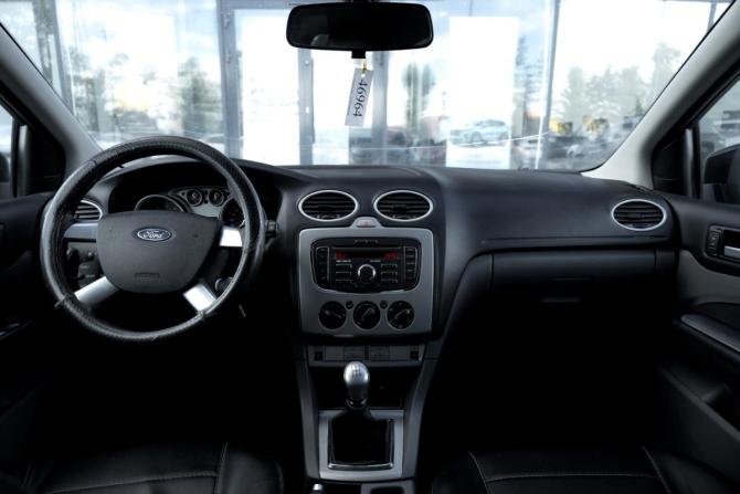 Ford Focus II Рестайлинг с пробегом 2010 года, цена 499 000 рублей, 269000 км, седан, Автокод Объявления