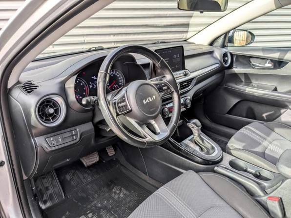 Kia Cerato IV Рестайлинг с пробегом 2021 года, цена 2 000 000 рублей, 81306 км, седан, Автокод Объявления