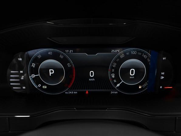 Skoda Superb III Рестайлинг с пробегом 2025 года, цена 3 255 000 рублей, 13 км, лифтбек, Автокод Объявления