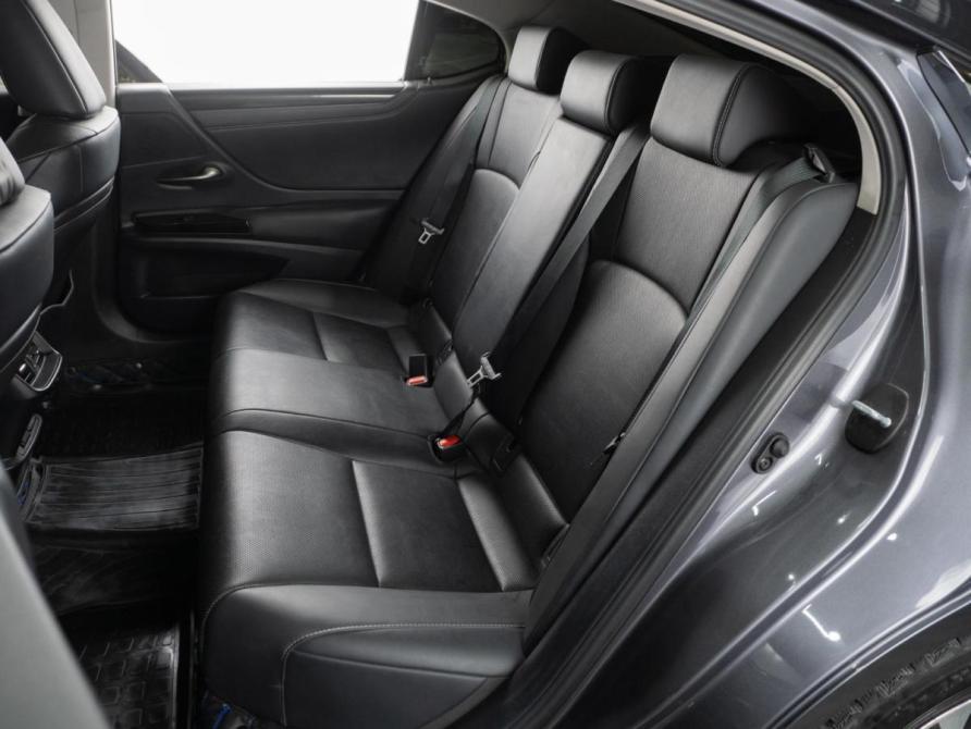 Lexus ES VII Рестайлинг Тюмень  - изображение 10