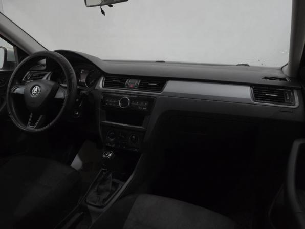 Skoda Rapid I с пробегом 2016 года, цена 900 000 рублей, 175200 км, лифтбек, Автокод Объявления