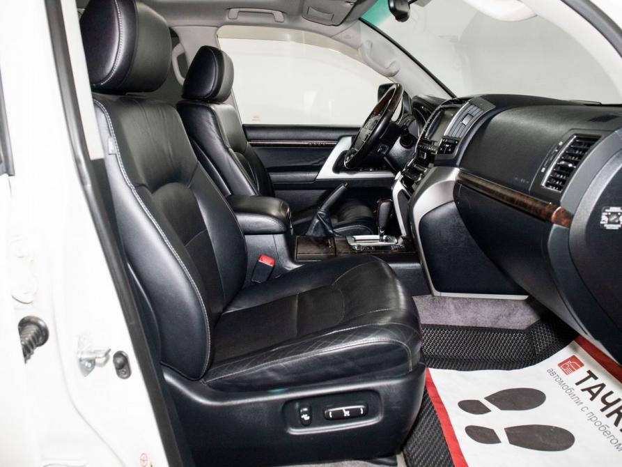 Toyota Land Cruiser 200 Series Рестайлинг 1 Иркутск  - изображение 6