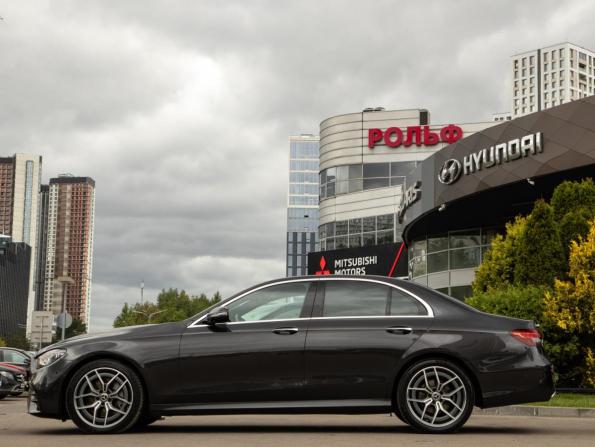 Mercedes-Benz E-Класс V (W213 S213 C238) Рестайлинг с пробегом 2021 года, цена 4 458 000 рублей, 69850 км, седан, Автокод Объявления