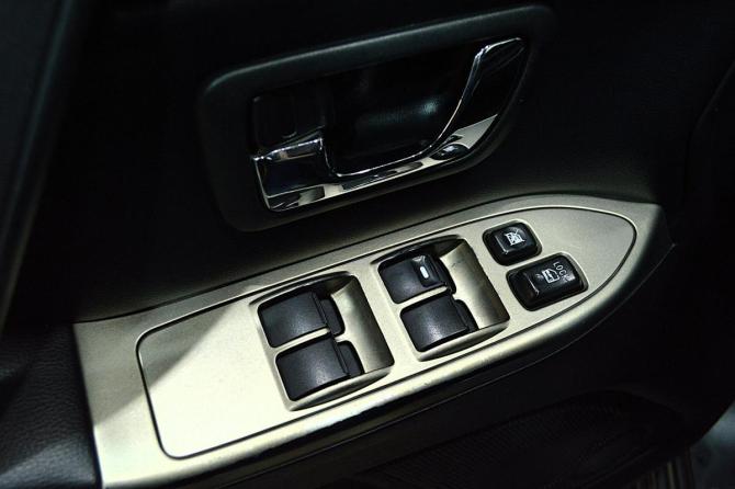 Mitsubishi Pajero IV Рестайлинг 1 с пробегом 2012 года, цена 1 950 000 рублей, 245000 км, внедорожник, Автокод Объявления