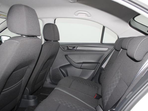 Skoda Rapid II с пробегом 2022 года, цена 1 749 900 рублей, 127260 км, лифтбек, Автокод Объявления