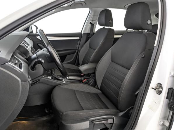 Skoda Octavia III (A7) Рестайлинг с пробегом 2020 года, цена 1 655 000 рублей, 133830 км, лифтбек, Автокод Объявления