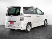 Toyota Voxy I (R60) Иркутск  - изображение 25