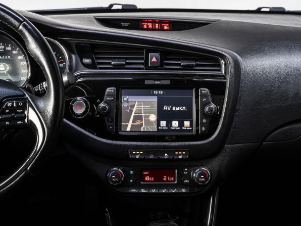 Kia Ceed II Рестайлинг с пробегом 2018 года, цена 1 290 000 рублей, 239600 км, хэтчбек, Автокод Объявления