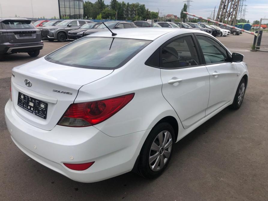 Hyundai Solaris I Курск  - изображение 5
