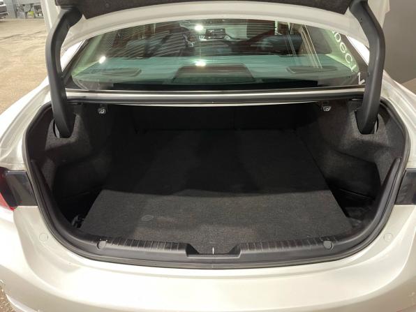 Mazda 6 III (GJ) Рестайлинг с пробегом 2015 года, цена 1 540 000 рублей, 230000 км, седан, Автокод Объявления