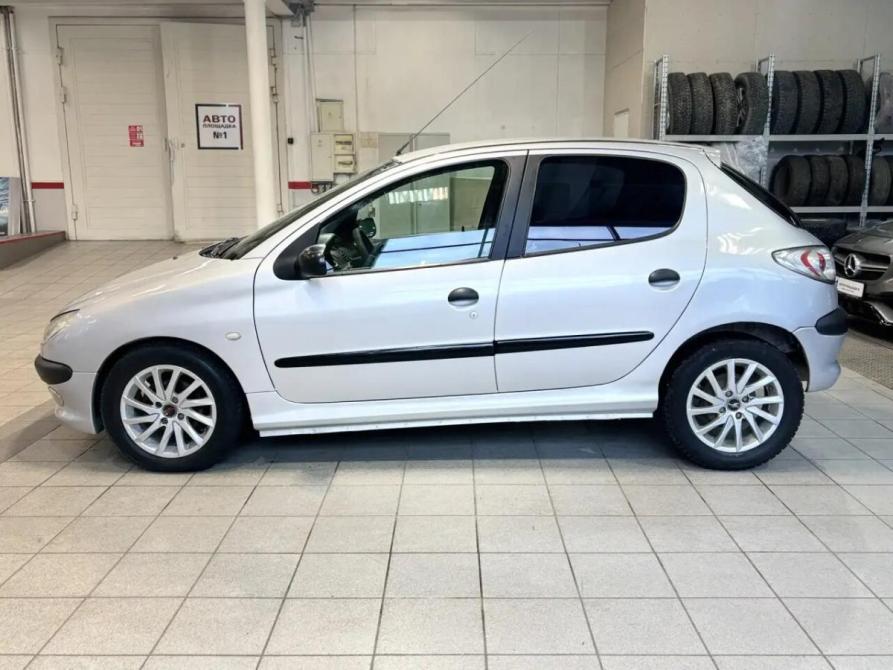 Peugeot 206 Челябинск  - изображение 7