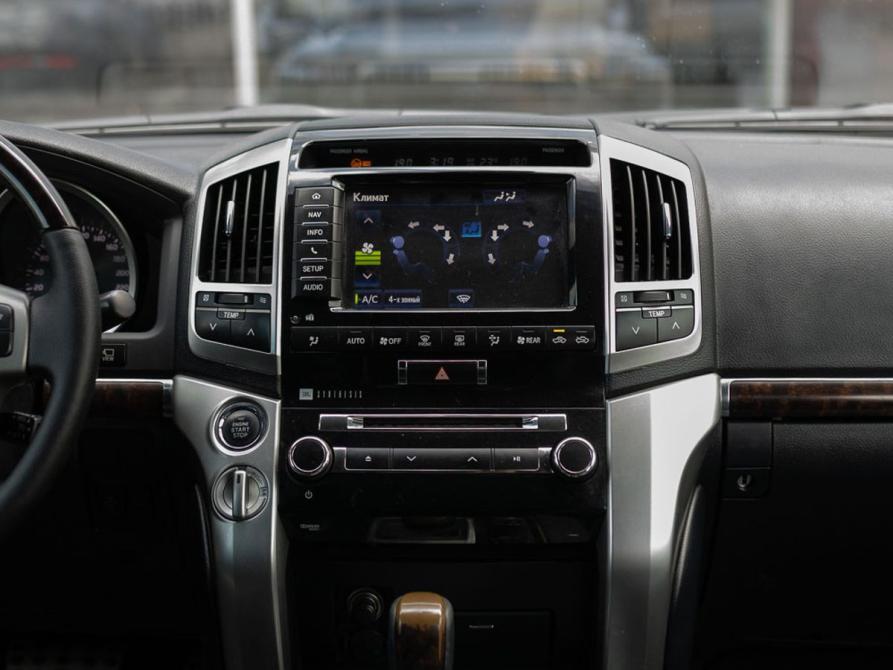 Toyota Land Cruiser 200 Series Рестайлинг 1 Новосибирск  - изображение 19