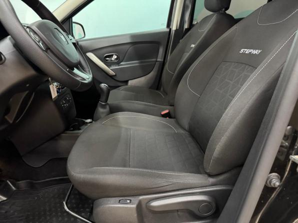 Renault Sandero II с пробегом 2018 года, цена 1 051 000 рублей, 134280 км, хэтчбек, Автокод Объявления