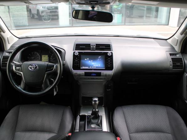 Toyota Land Cruiser Prado 150 Series Рестайлинг 2 с пробегом 2017 года, цена 4 569 000 рублей, 97718 км, внедорожник, Автокод Объявления