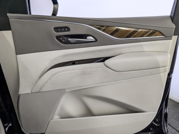Cadillac Escalade V с пробегом 2021 года, цена 9 650 000 рублей, 75261 км, внедорожник, Автокод Объявления