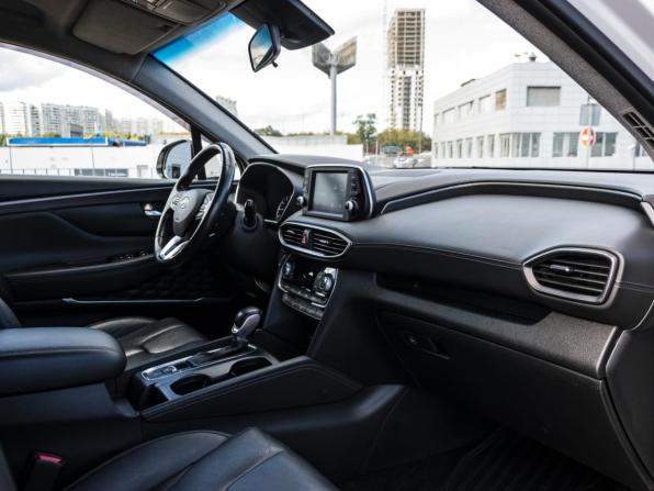 Hyundai Santa Fe IV с пробегом 2019 года, цена 2 389 000 рублей, 136905 км, внедорожник, Автокод Объявления