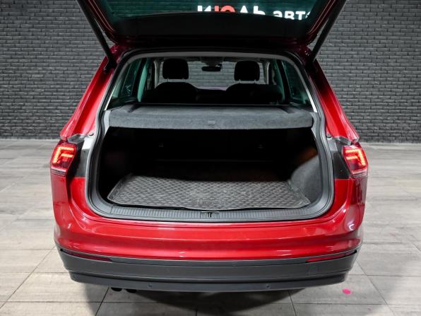 Volkswagen Tiguan II с пробегом 2019 года, цена 2 960 000 рублей, 97395 км, внедорожник, Автокод Объявления