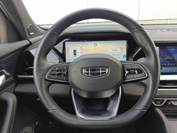Geely Monjaro I с пробегом 2024 года, цена 3 599 000 рублей, 42000 км, внедорожник, Автокод Объявления