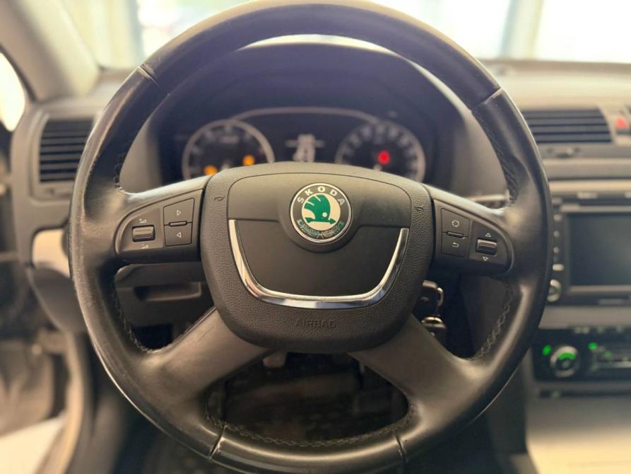 Skoda Octavia II (A5) Рестайлинг Ярославль  - изображение 10