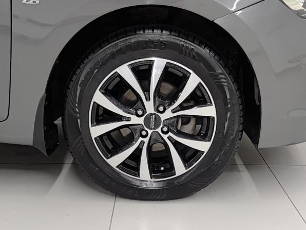 Hyundai Solaris I Рестайлинг с пробегом 2016 года, цена 1 045 000 рублей, 132600 км, седан, Автокод Объявления