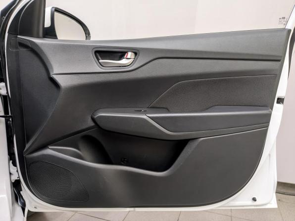 Hyundai Solaris II Рестайлинг с пробегом 2022 года, цена 1 595 000 рублей, 90141 км, седан, Автокод Объявления