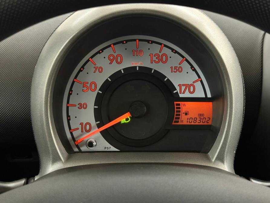 Peugeot 107 I Рестайлинг Москва  - изображение 6