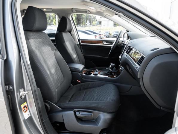 Volkswagen Touareg II с пробегом 2010 года, цена 1 590 000 рублей, 249051 км, внедорожник, Автокод Объявления