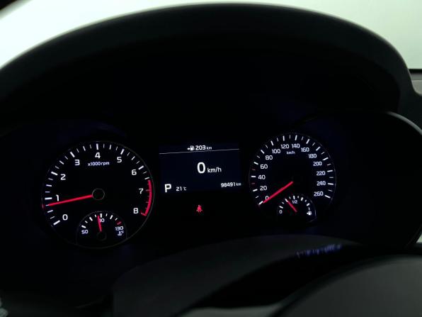 Kia Optima IV Рестайлинг с пробегом 2018 года, цена 1 977 000 рублей, 98421 км, седан, Автокод Объявления
