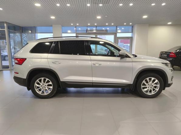 Skoda Kodiaq I с пробегом 2020 года, цена 2 349 000 рублей, 107610 км, внедорожник, Автокод Объявления