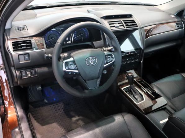 Toyota Camry VII (XV50) Рестайлинг 2 с пробегом 2018 года, цена 2 490 000 рублей, 95745 км, седан, Автокод Объявления