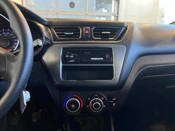 Kia Rio III с пробегом 2013 года, цена 720 000 рублей, 262932 км, седан, Автокод Объявления