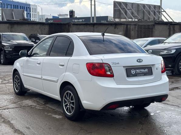 Kia Rio II Рестайлинг с пробегом 2011 года, цена 630 000 рублей, 112500 км, седан, Автокод Объявления