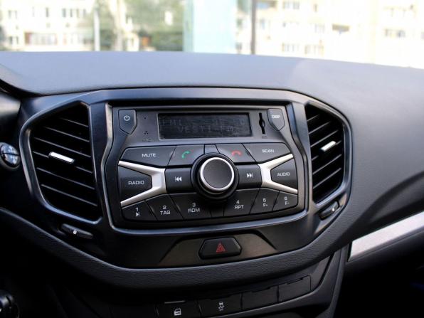 Lada (ВАЗ) Vesta I с пробегом 2019 года, цена 970 000 рублей, 95927 км, седан, Автокод Объявления