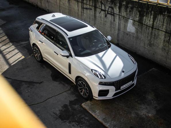 Lynk &amp; Co 09 с пробегом 2023 года, цена 5 149 000 рублей, 27605 км, внедорожник, Автокод Объявления