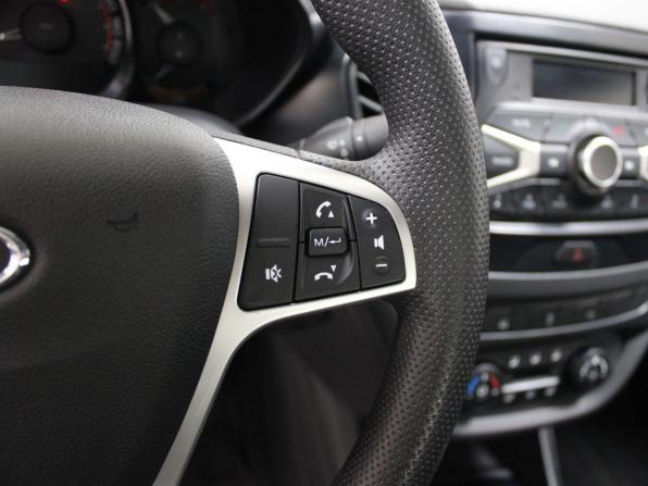 Lada (ВАЗ) Vesta I с пробегом 2019 года, цена 899 900 рублей, 93614 км, седан, Автокод Объявления