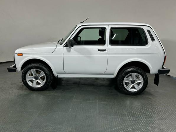 Lada (ВАЗ) Niva Legend с пробегом 2024 года, цена 870 000 рублей, 41205 км, внедорожник, Автокод Объявления
