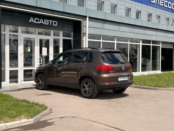 Volkswagen Tiguan I Рестайлинг с пробегом 2015 года, цена 1 499 000 рублей, 86002 км, внедорожник, Автокод Объявления