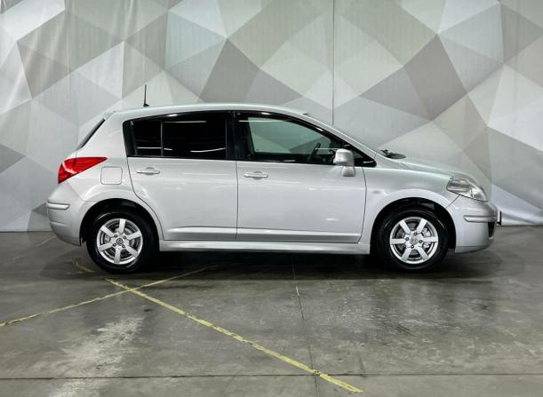 Nissan Tiida I Рестайлинг с пробегом 2011 года, цена 690 000 рублей, 225875 км, хэтчбек, Автокод Объявления