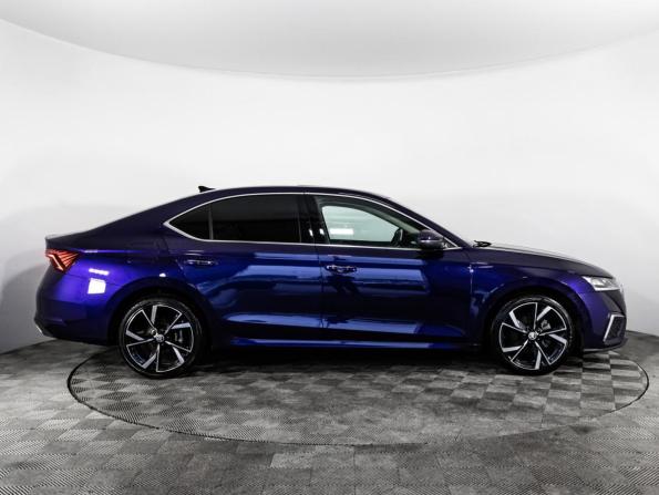 Skoda Octavia IV (A8) с пробегом 2021 года, цена 2 649 000 рублей, 62689 км, лифтбек, Автокод Объявления