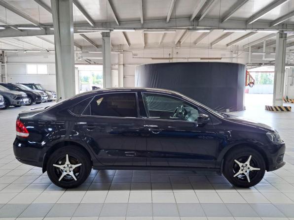 Volkswagen Polo V с пробегом 2013 года, цена 555 000 рублей, 300983 км, седан, Автокод Объявления