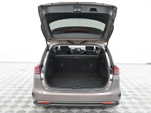 Kia Ceed III с пробегом 2019 года, цена 939 000 рублей, 73849 км, универсал, Автокод Объявления