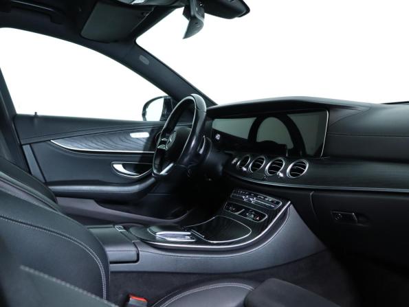 Mercedes-Benz E-Класс V (W213 S213 C238) Рестайлинг с пробегом 2021 года, цена 3 399 000 рублей, 174580 км, седан, Автокод Объявления