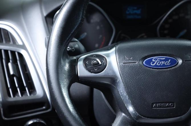 Ford Focus III с пробегом 2012 года, цена 649 000 рублей, 250000 км, универсал, Автокод Объявления