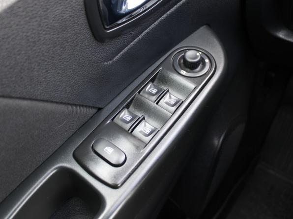 Renault Kaptur I с пробегом 2018 года, цена 1 439 000 рублей, 139791 км, внедорожник, Автокод Объявления